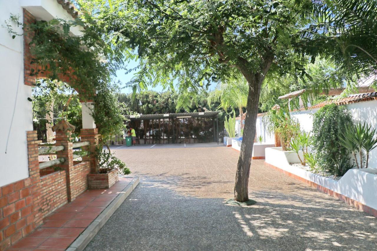 Bungalow La Roa I Conil De La Frontera Buitenkant foto